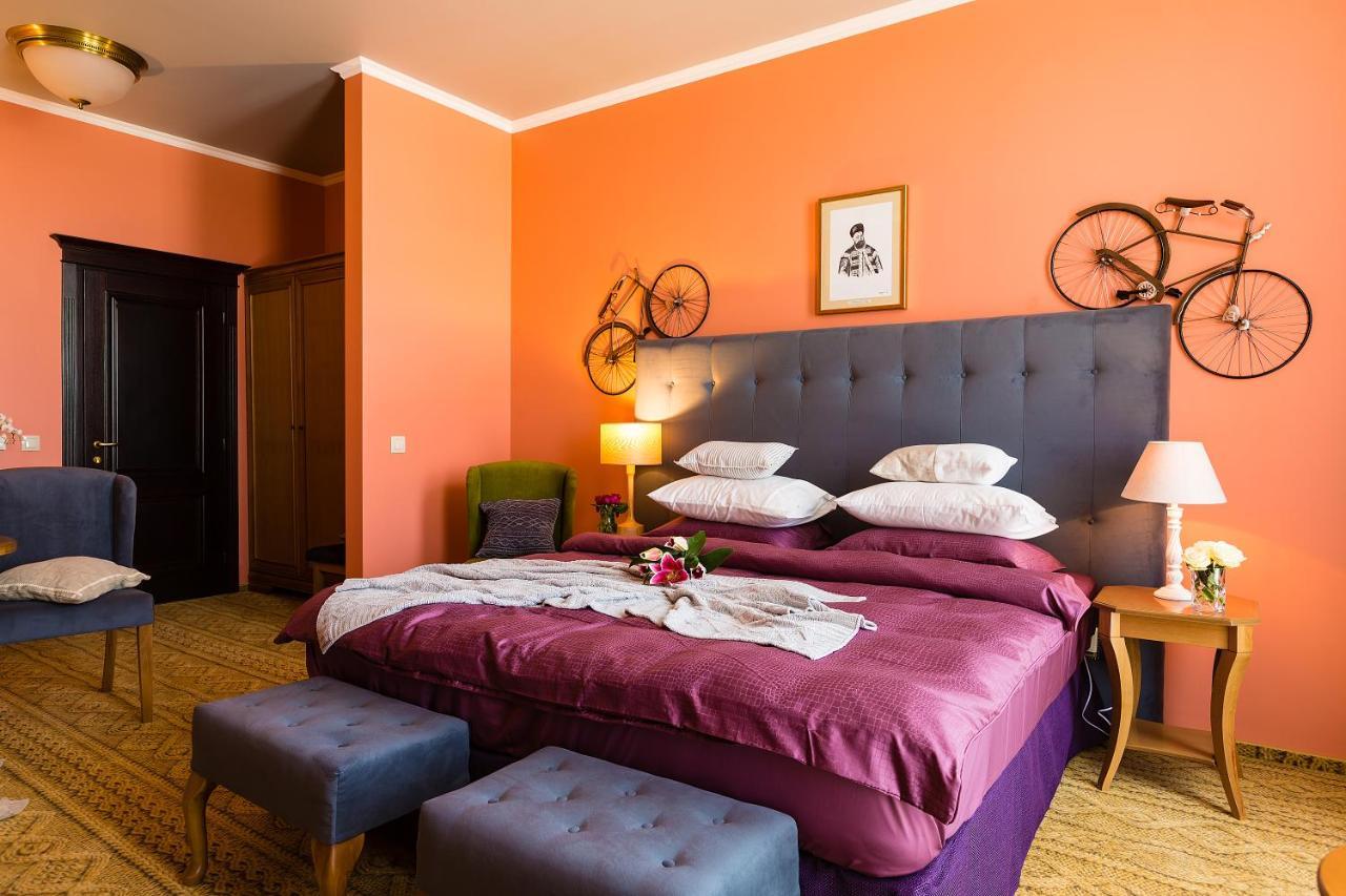 Country Spa Retreat Snagov Luaran gambar A bedroom