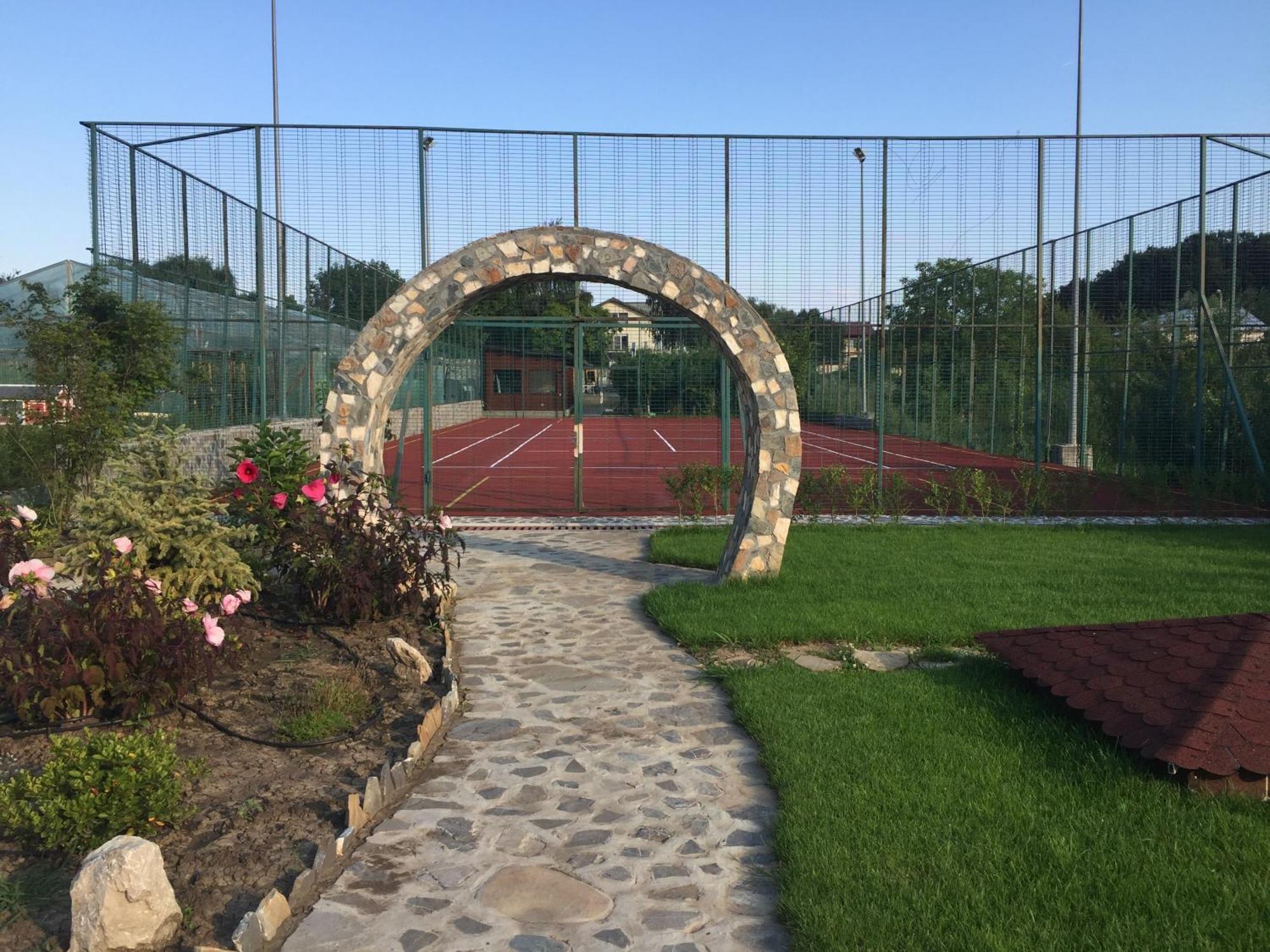 Country Spa Retreat Snagov Luaran gambar Tennis Club
