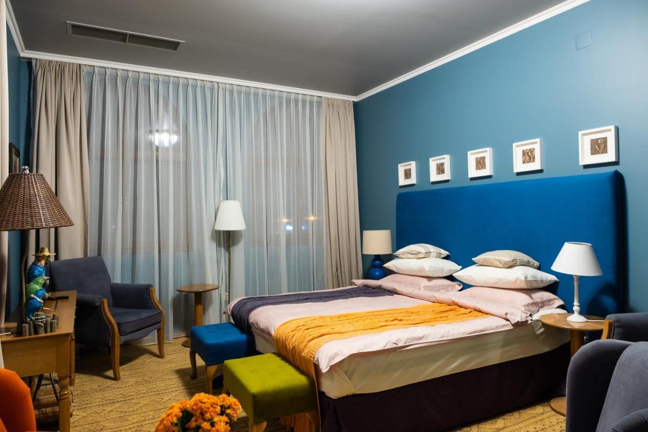 Country Spa Retreat Snagov Luaran gambar A bedroom